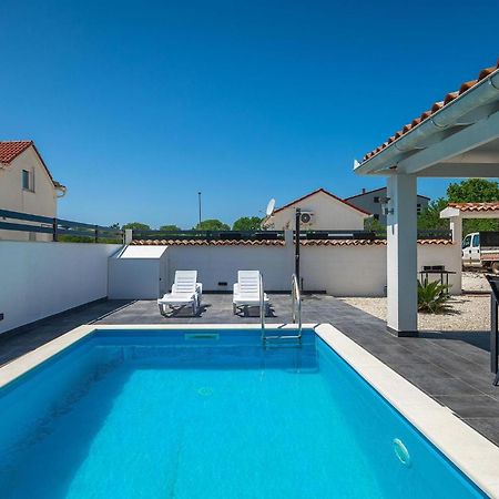 Villa Sarah Medulin Bagian luar foto