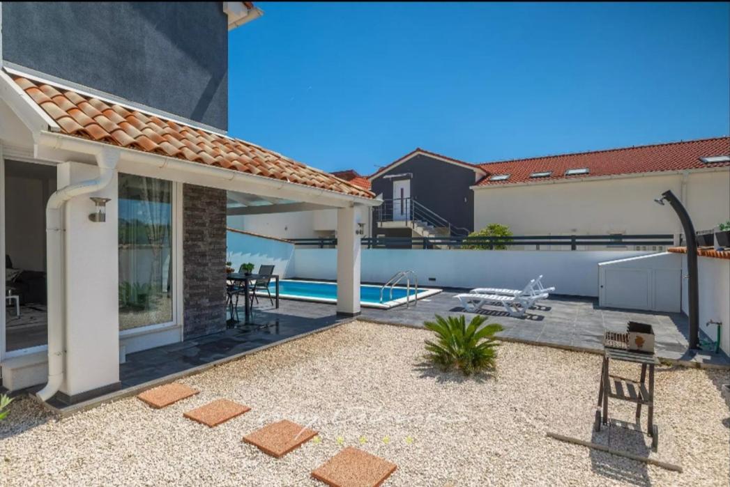 Villa Sarah Medulin Bagian luar foto