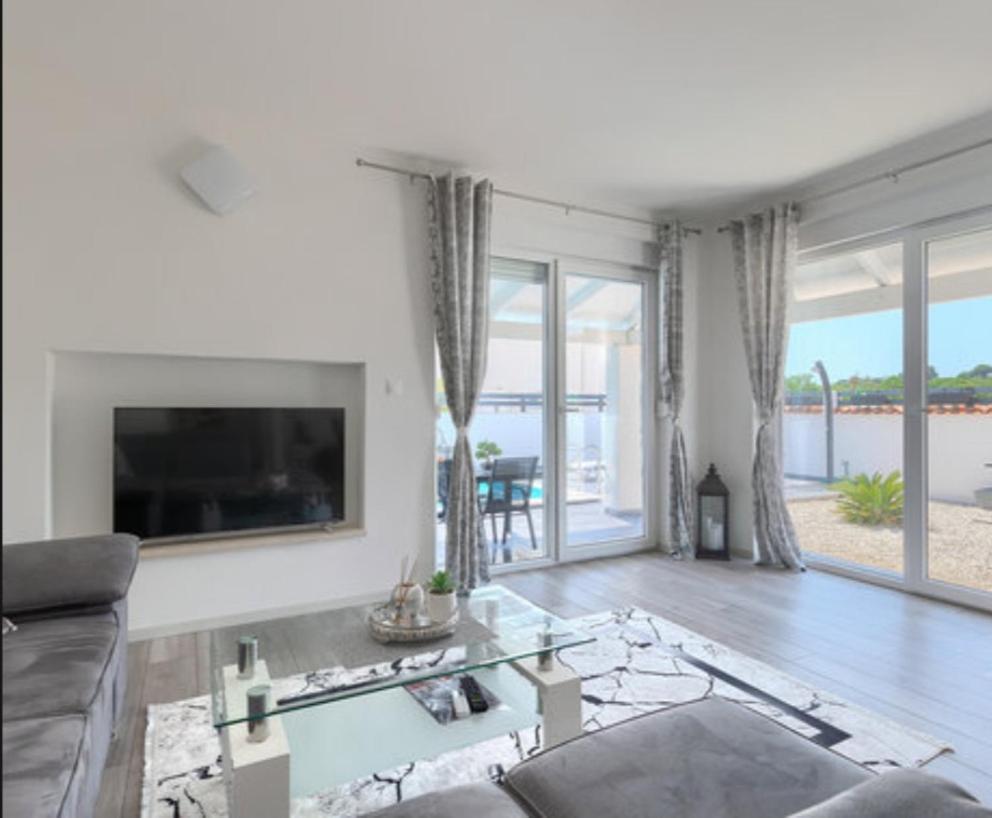 Villa Sarah Medulin Bagian luar foto