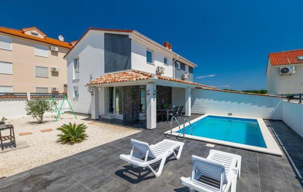 Villa Sarah Medulin Bagian luar foto