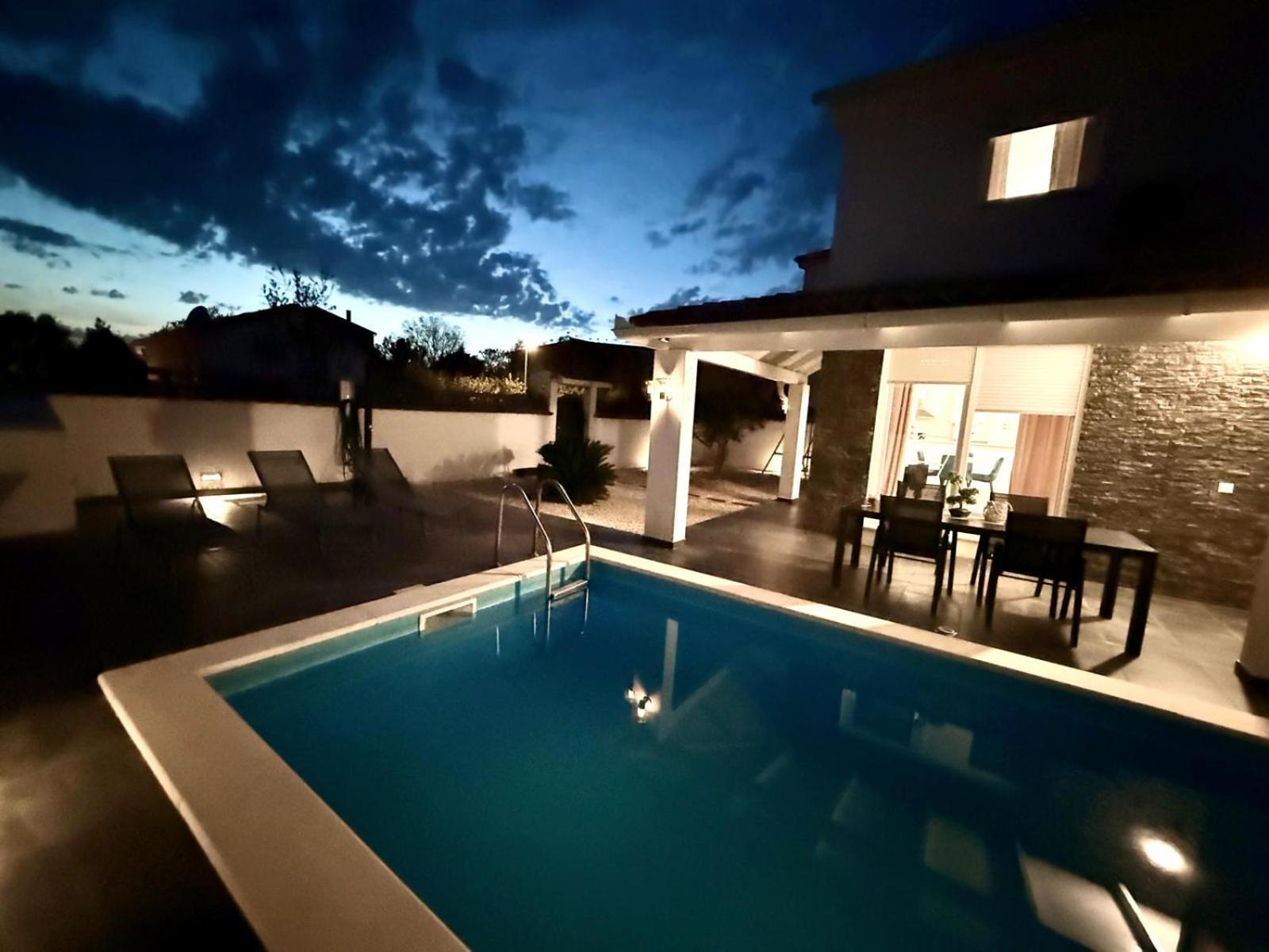 Villa Sarah Medulin Bagian luar foto